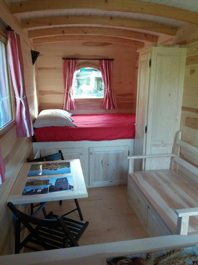 Fournels Camping Chez Prosper מראה חיצוני תמונה